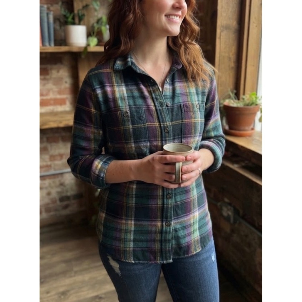 American Eagle Boyfriend Fit Flannel Shirt XL Green Plaid Button Down Top